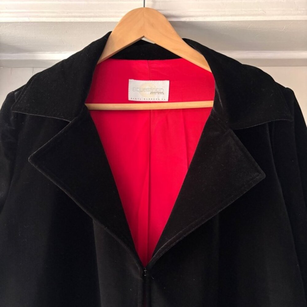 Equestrian Designs Black Velvet Overcoat Size Large - Picture 3 of 15